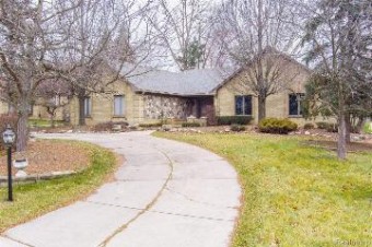 6859 Ravines Circle West Bloomfield, MI 48322