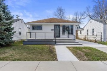 27313 Brettonwoods Street Madison Heights, MI 48071