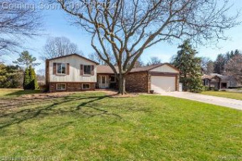 342 Powderhorn Court Rochester Hills, MI 48309