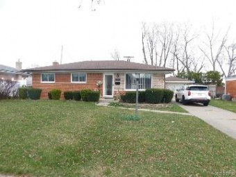 33944 Brookshire Drive Sterling Heights, MI 48312