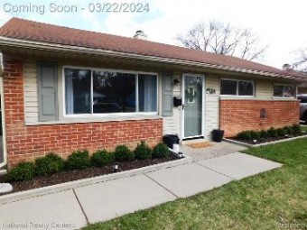 314 Huntley Avenue Clawson, MI 48017