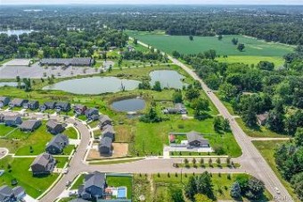 40 Grove Meadows Boulevard Howell, MI 48855