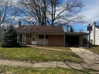 36047 Weideman Street Clinton Township, MI 48035