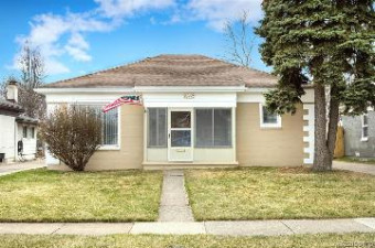 23296 Doremus Street Saint Clair Shores, MI 48080