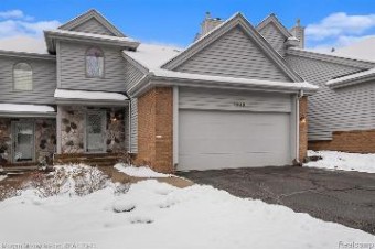 4946 Scenic Pines Court Clarkston, MI 48346