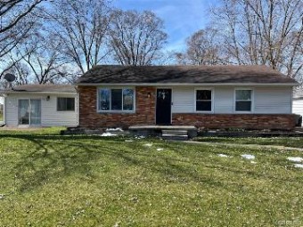 45847 Cumberland Street Utica, MI 48317