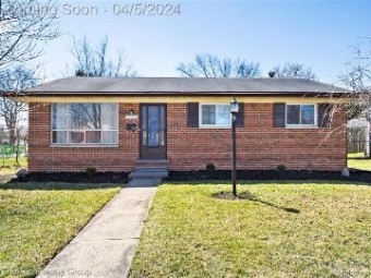 31109 Parkwood Street Westland, MI 48186