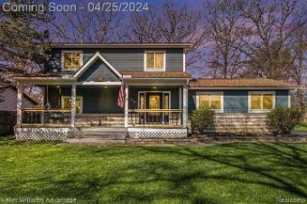 5147 Lake Grove Drive White Lake, MI 48383