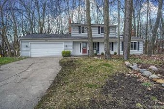 3960 Coventry Valley Drive Waterford, MI 48329