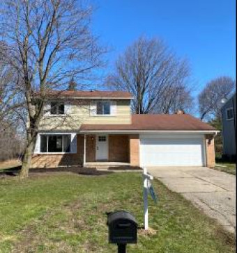 4763 Crest View Avenue Ypsilanti, MI 48197