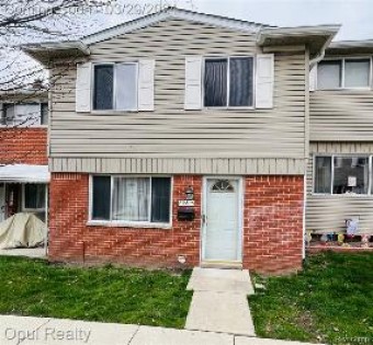 29200 Manchester Street Westland, MI 48185