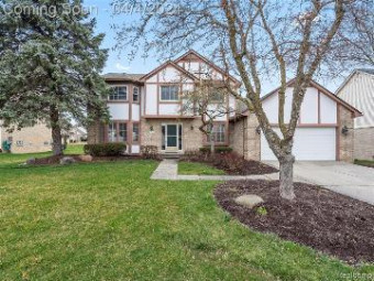 37150 Aspen Drive Farmington Hills, MI 48335