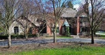 7249 Camden Court Bloomfield Hills, MI 48301