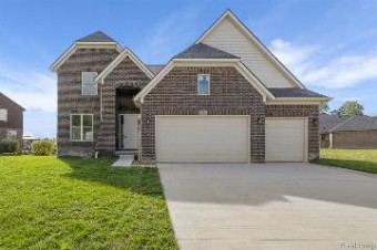 54237 Carrigan Drive New Baltimore, MI 48047