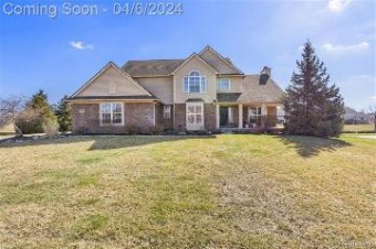 26220 Daria Circle W South Lyon, MI 48178