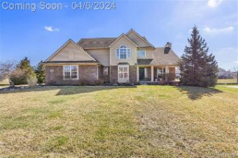 26220 Daria Circle W South Lyon, MI 48178