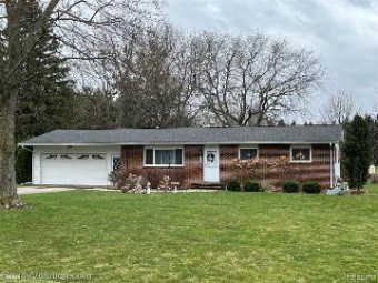 1125 Alice Drive Lapeer, MI 48446