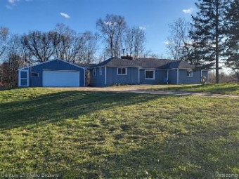 3811 Davison Road Lapeer, MI 48446