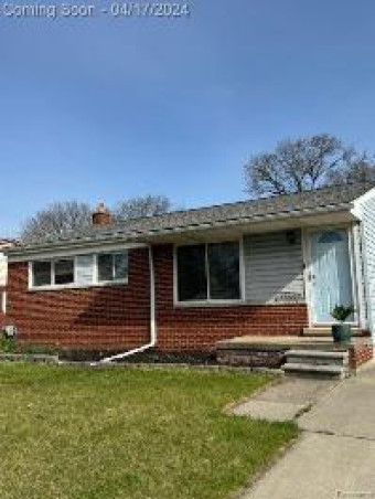 34422 Glen Street Westland, MI 48186