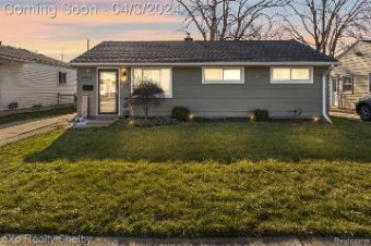 27731 Elmdale Street Saint Clair Shores, MI 48081