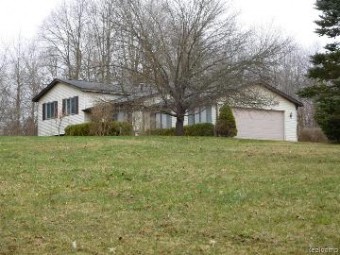 2880 Pheasant Run Ortonville, MI 48462