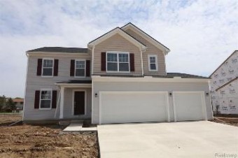 54534 Heron Circle Chesterfield Township, MI 48047