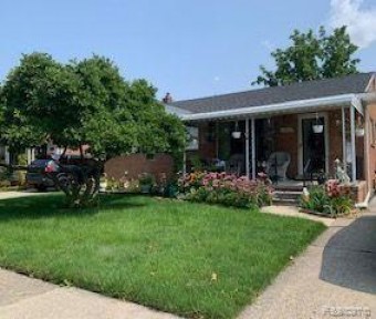 14824 Cicotte Avenue Allen Park, MI 48101