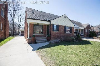 1209 Brys Drive Grosse Pointe Woods, MI 48236