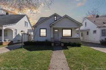 205 S Dorchester Avenue Royal Oak, MI 48067