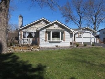 870 Otter Avenue Waterford, MI 48328