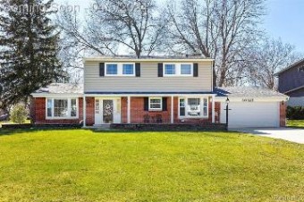 30323 Wicklow Road Farmington Hills, MI 48334