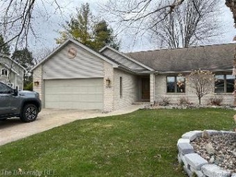 6112 Normandy Drive Saginaw, MI 48638