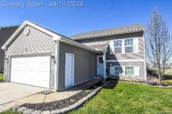 3715 Amber Oaks Drive Howell, MI 48855