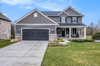 2220 Lost Oak Court Grand Blanc, MI 48439