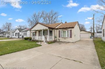 27170 Woodmont Street Roseville, MI 48066