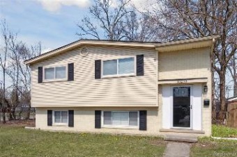 33250 Donnelly Street Garden City, MI 48135