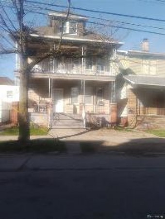 9415 Brombach Street Hamtramck, MI 48212