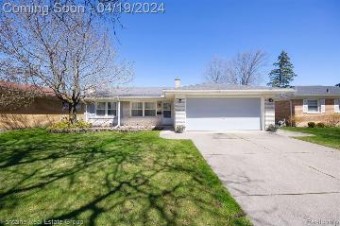 36274 Lyndon Street Livonia, MI 48154