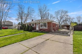 33125 Marquette Street Garden City, MI 48135