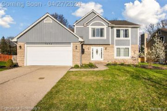 1812 Weyhill Drive Wixom, MI 48393