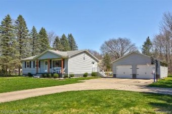 11779 S Block Road Birch Run, MI 48415