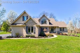 6151 Chad Court Brighton, MI 48116