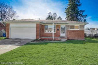 20957 La Salle Boulevard Warren, MI 48089