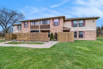 19193 Surrey Lane Northville, MI 48167