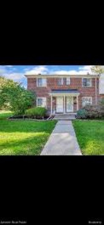 23065 Gary Lane Macomb, MI 48080