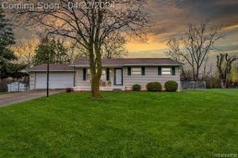 3547 Ridgecliffe Drive Flint, MI 48532