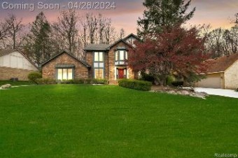 28918 Glenbrook Drive Farmington Hills, MI 48331