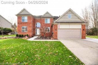 3177 Thimbleberry Wixom, MI 48393