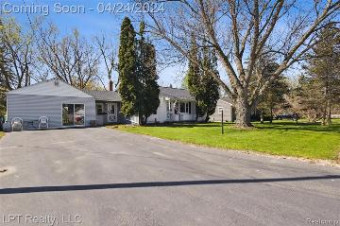 574 Wilson Avenue Mt. Morris, MI 48458