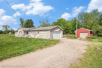 3295 Bruisee Road Caro, MI 48723